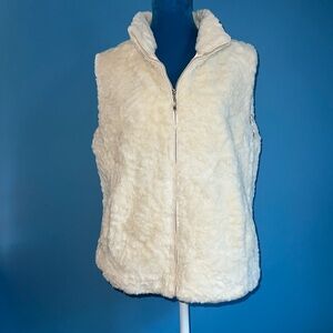 White/Cream Faux Fur Vest